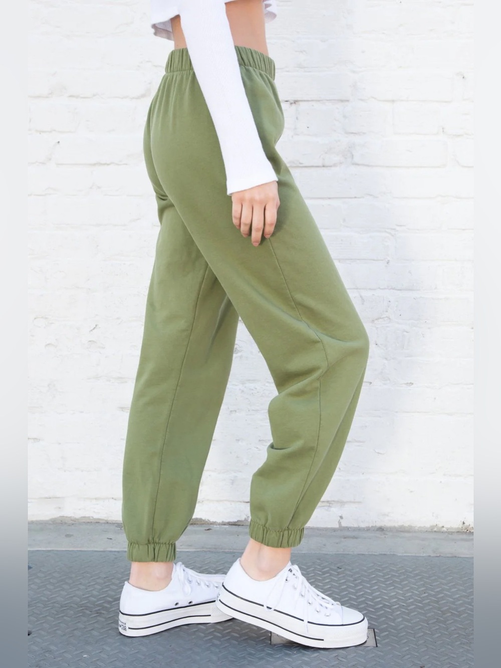 Brandy Melville Green Joggers size XS/Small